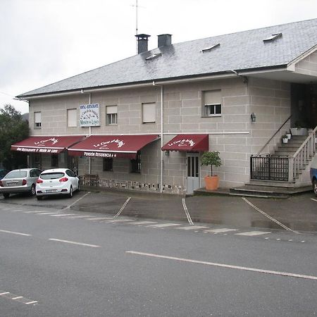 Hostal Meson Do Loyo Portomarín Exterior foto